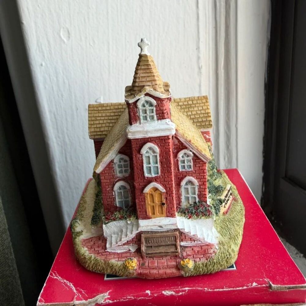 Trinity Church miniature - Liberty Falls